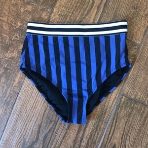 😍NWOT Gap fit high waisted bikini bottom